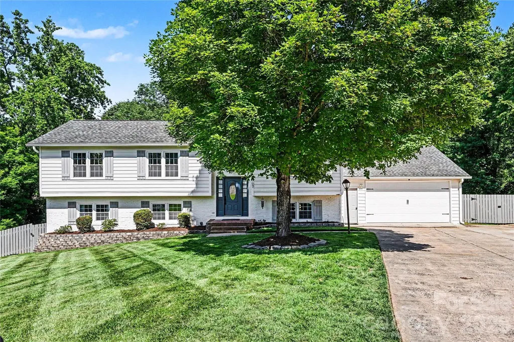 107 Condover Place Charlotte NC 28270