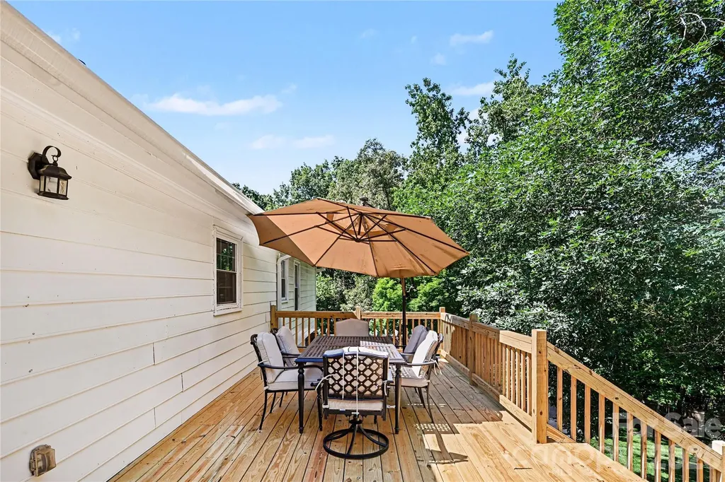 107 Condover Place Charlotte NC 28270