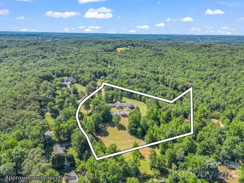 354 Woodland Drive Columbus NC 28722