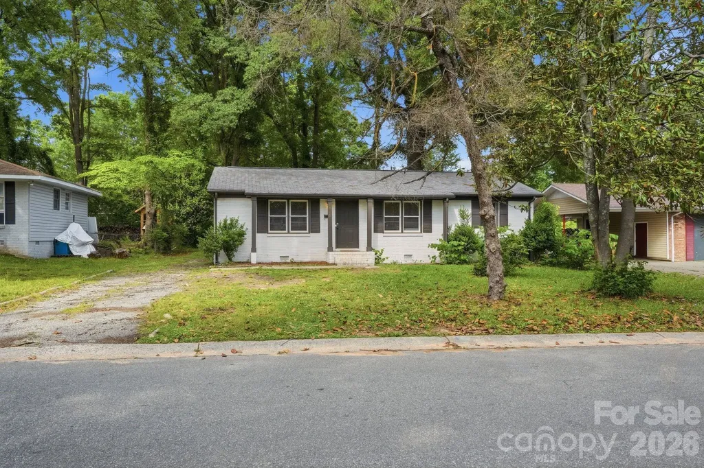 1016 Pondella Drive Charlotte NC 28213
