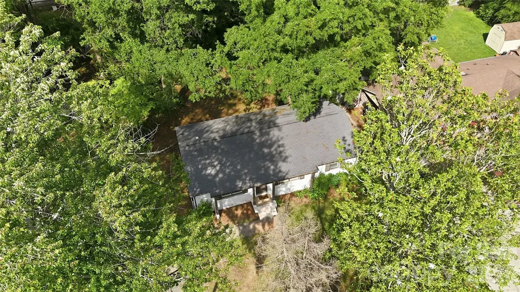 1016 Pondella Drive Charlotte NC 28213