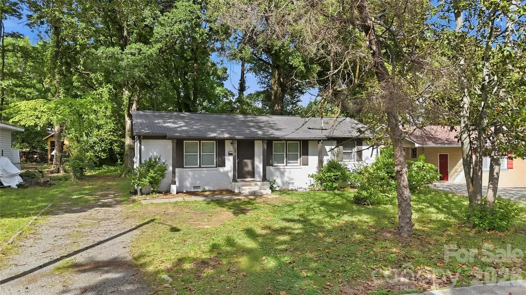 1016 Pondella Drive Charlotte NC 28213