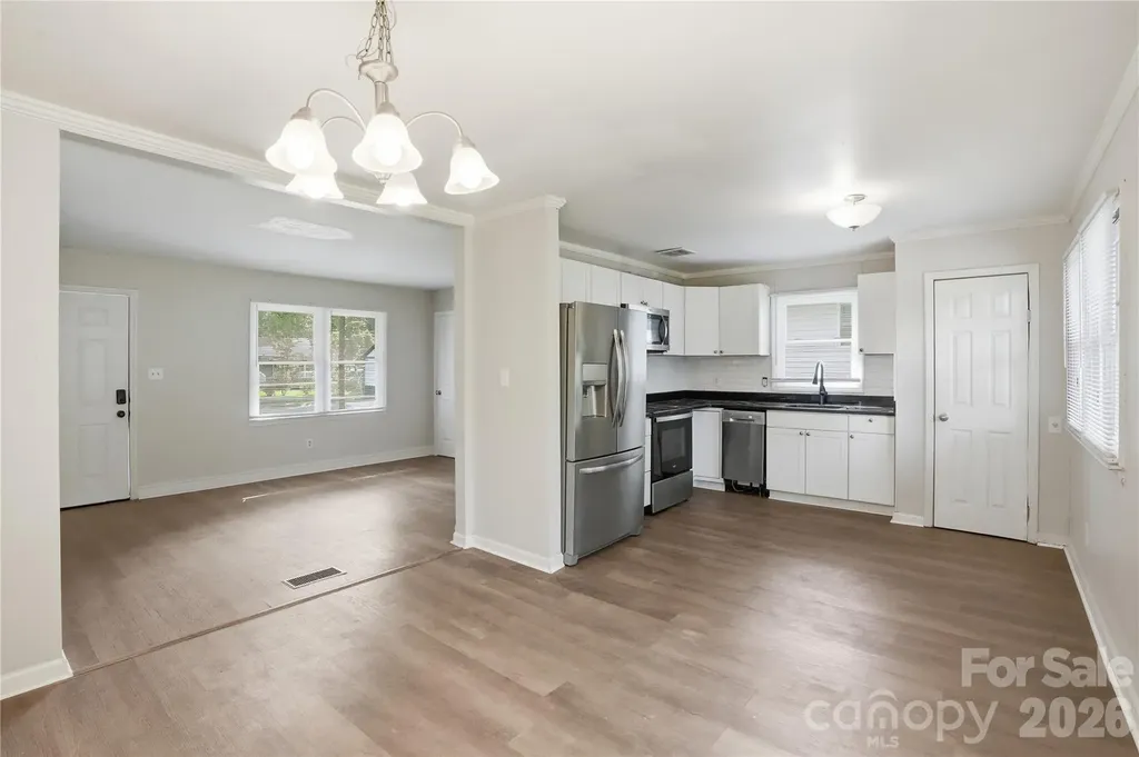 1016 Pondella Drive Charlotte NC 28213