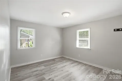 1016 Pondella Drive Charlotte NC 28213