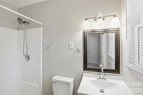 1016 Pondella Drive Charlotte NC 28213