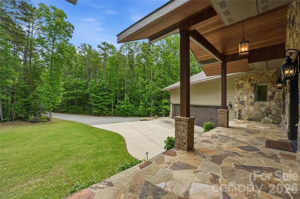 9860 Harvest Lane Davidson NC 28036