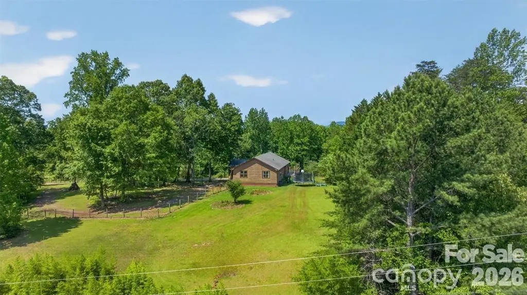 66 Misery Ridge Trail Mill Spring NC 28756