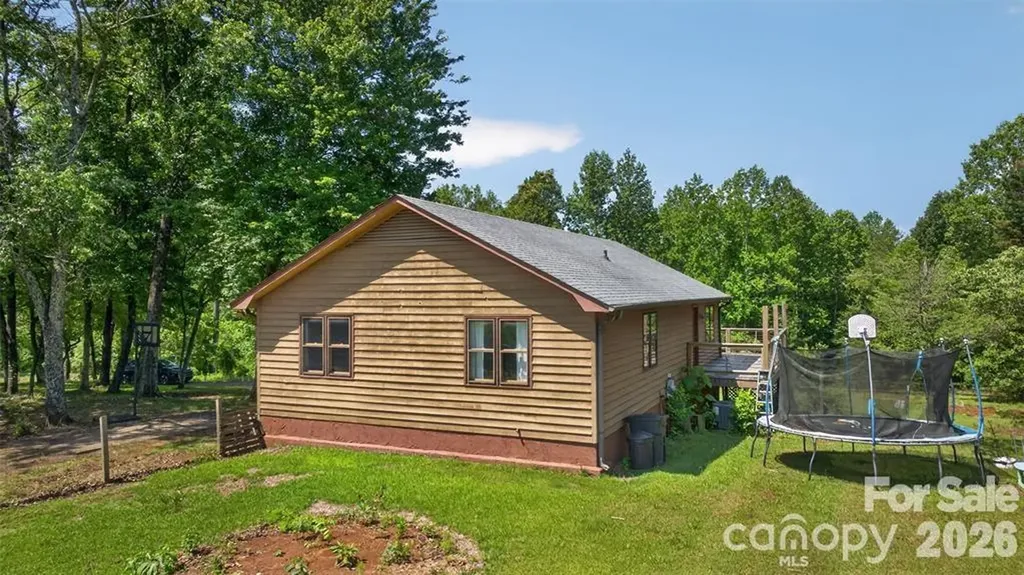 66 Misery Ridge Trail Mill Spring NC 28756