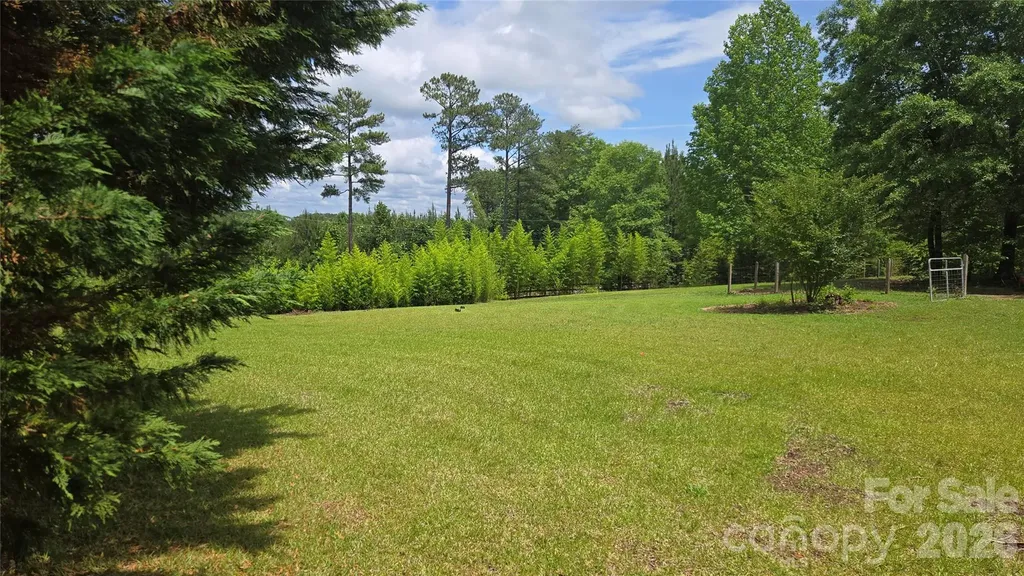 66 Misery Ridge Trail Mill Spring NC 28756