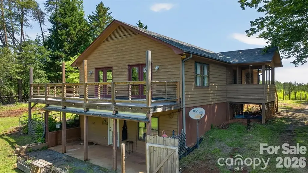 66 Misery Ridge Trail Mill Spring NC 28756