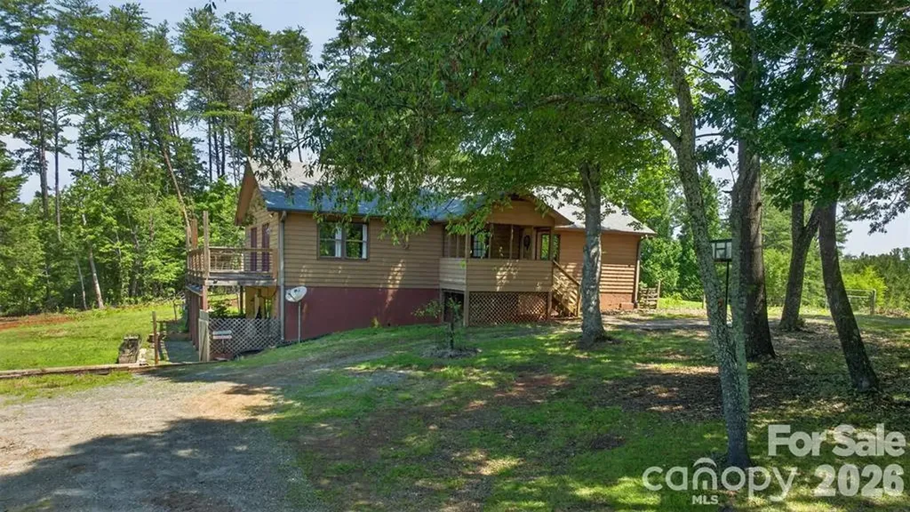 66 Misery Ridge Trail Mill Spring NC 28756
