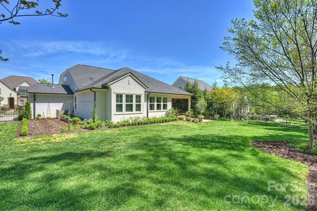 8440 Bassinger Drive Huntersville NC 28078