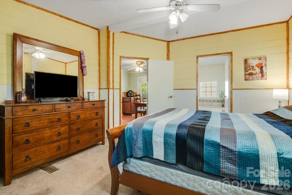 234 White Clover Lane Weaverville NC 28787