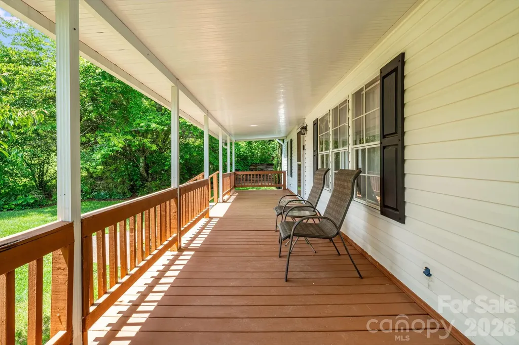 234 White Clover Lane Weaverville NC 28787