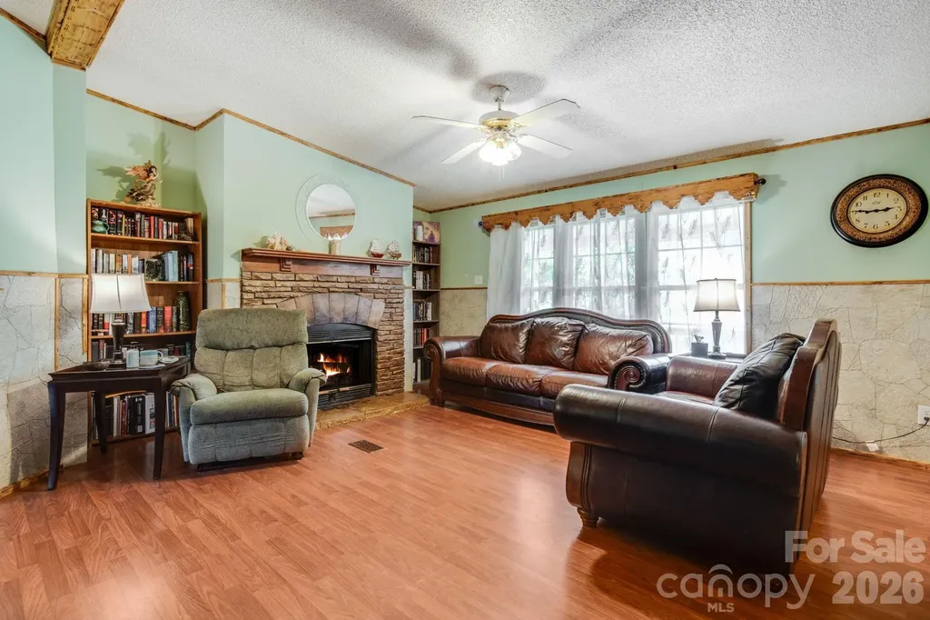 234 White Clover Lane Weaverville NC 28787
