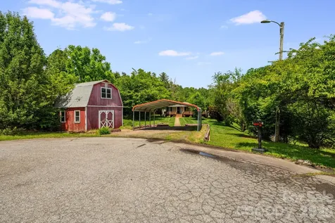 234 White Clover Lane Weaverville NC 28787