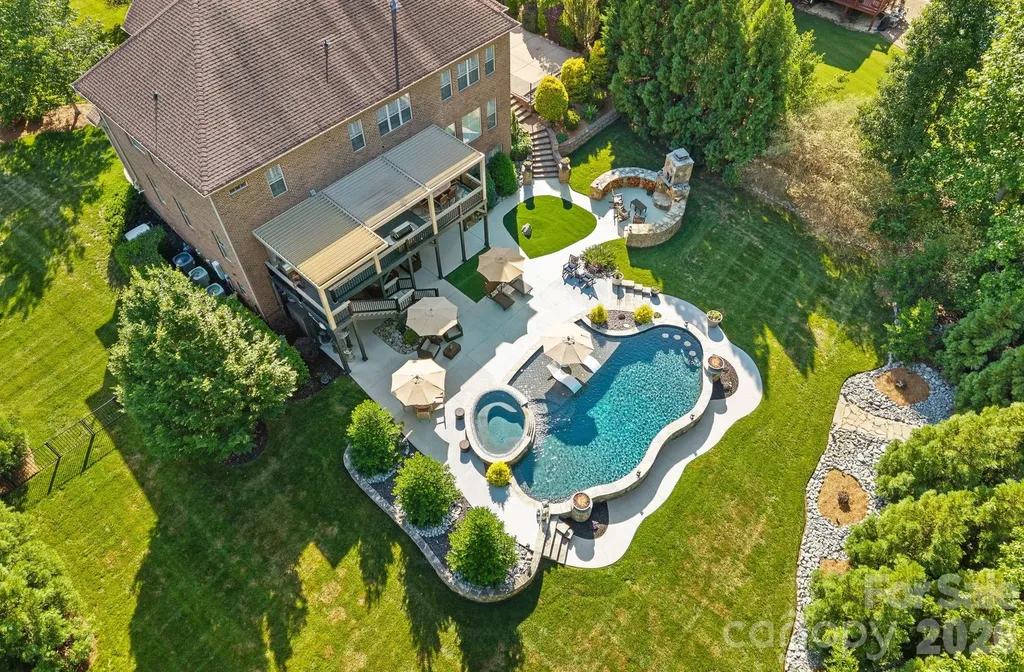 139 Logan Crossing Drive Davidson NC 28036