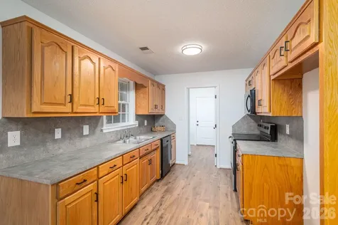 304 Springhill Lane Maiden NC 28650