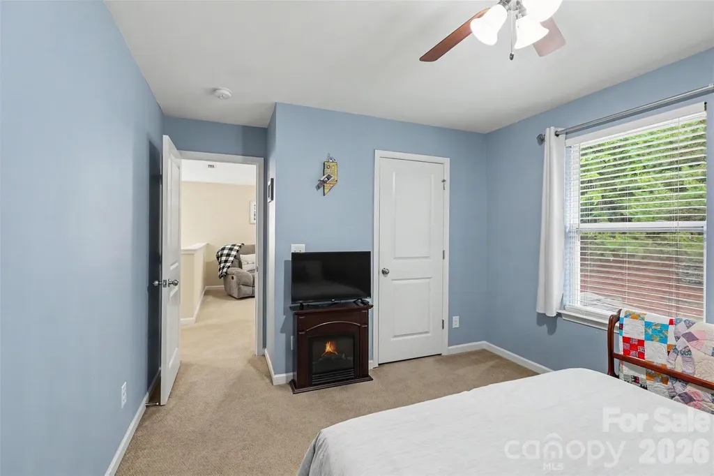 104 Isabella Court Mount Holly NC 28120