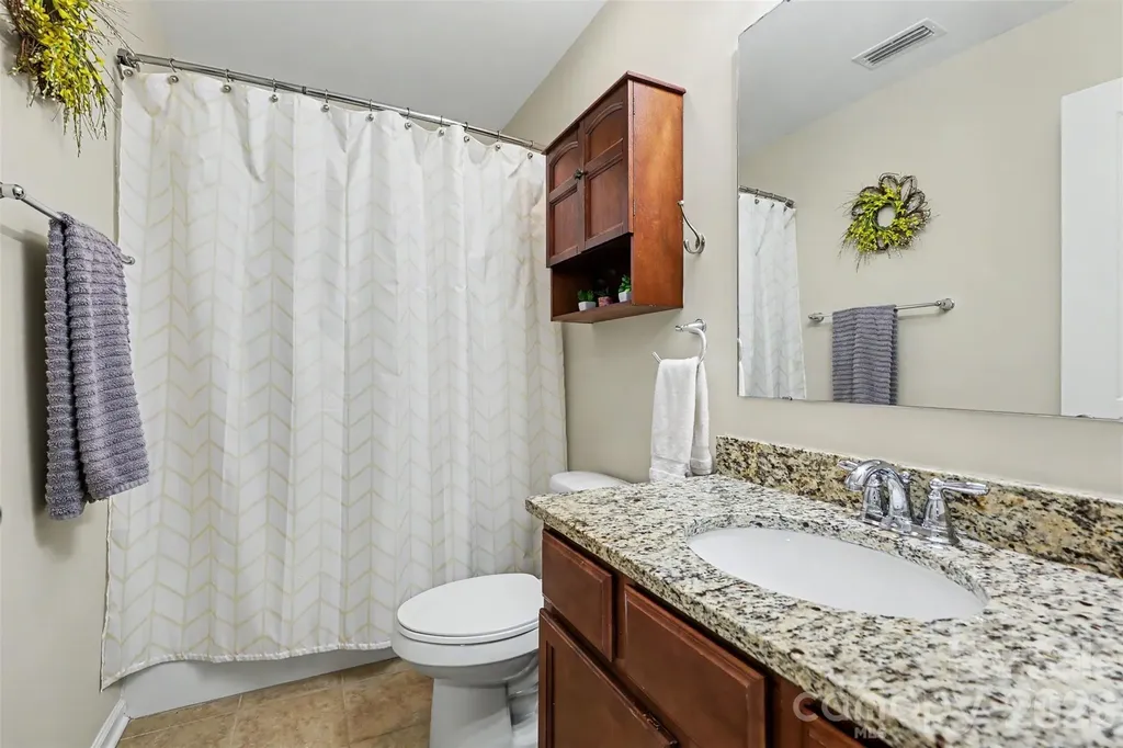 104 Isabella Court Mount Holly NC 28120
