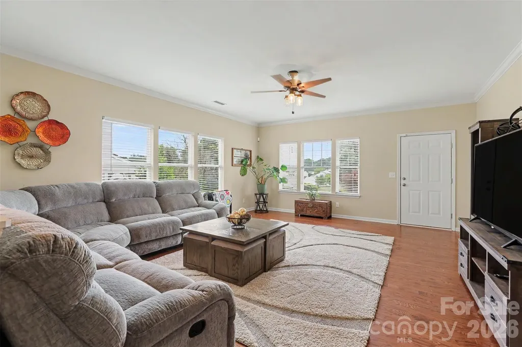 104 Isabella Court Mount Holly NC 28120