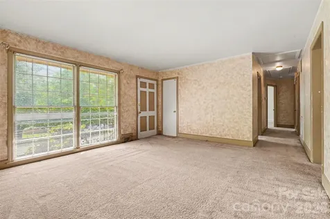 2330 Wensley Drive Charlotte NC 28210
