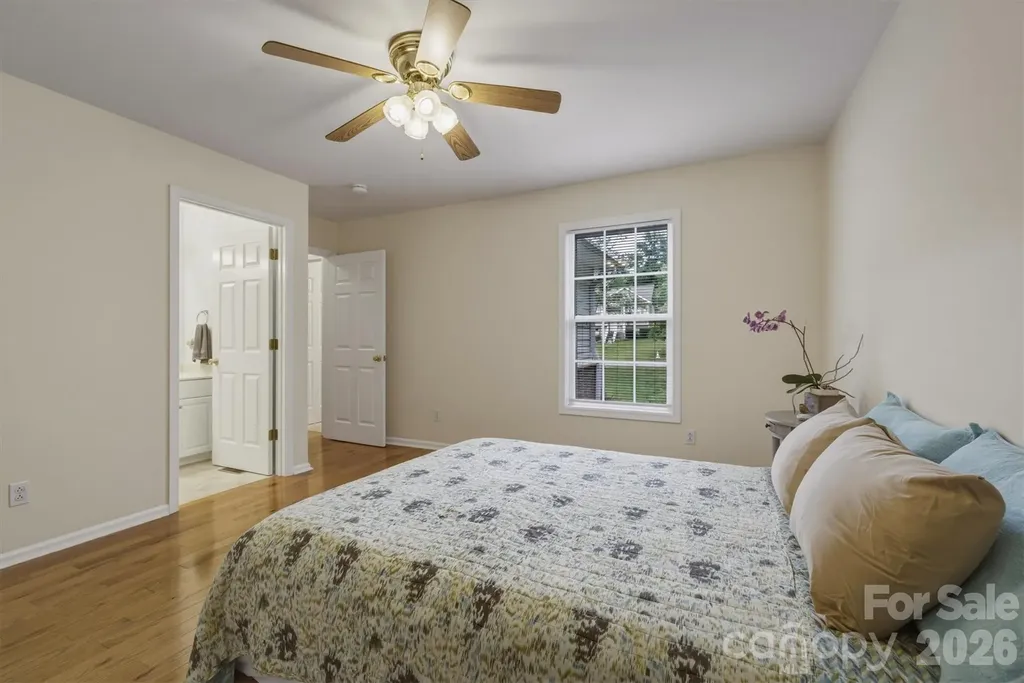2523 26th Avenue NE Hickory NC 28601