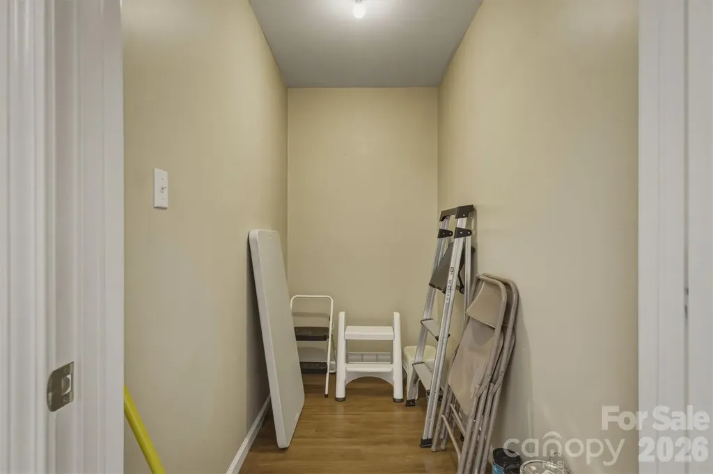 2523 26th Avenue NE Hickory NC 28601