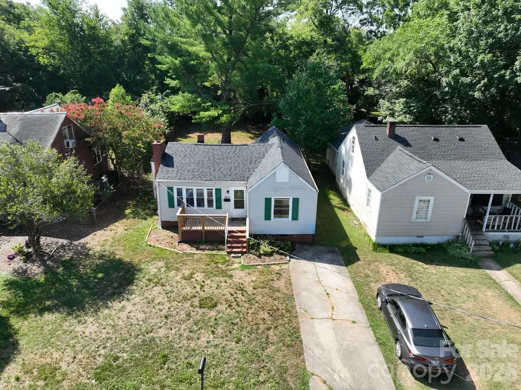 1823 2nd Street Salisbury NC 28144