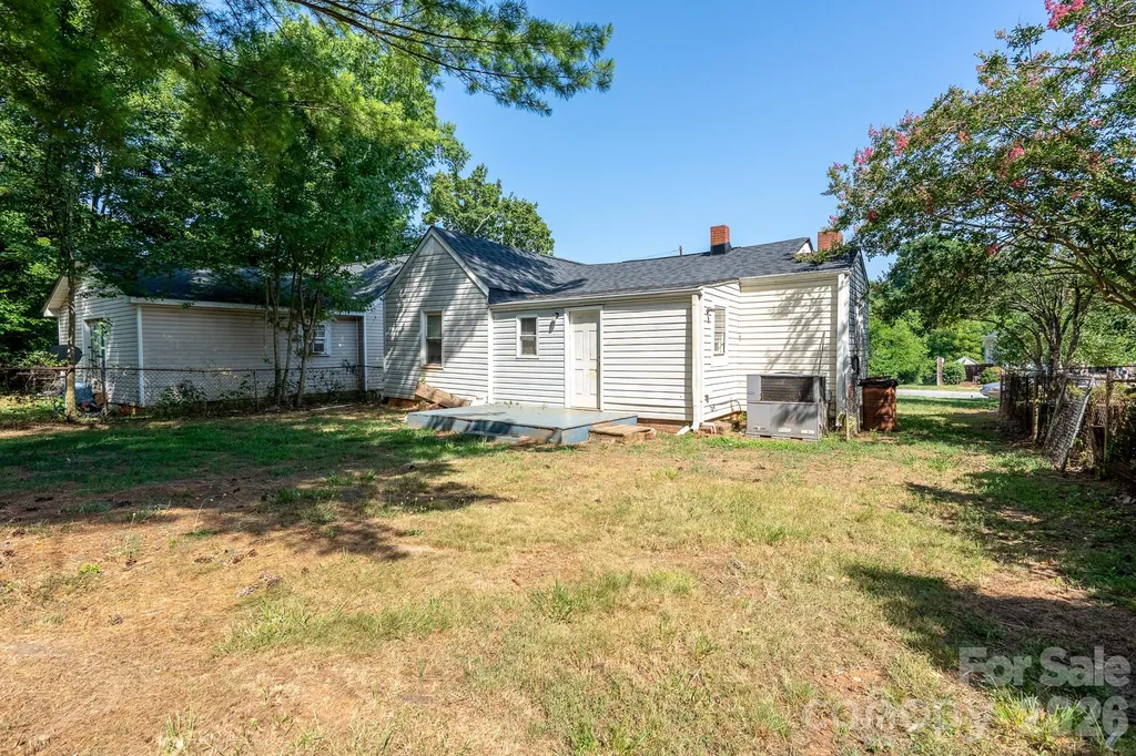 1823 2nd Street Salisbury NC 28144