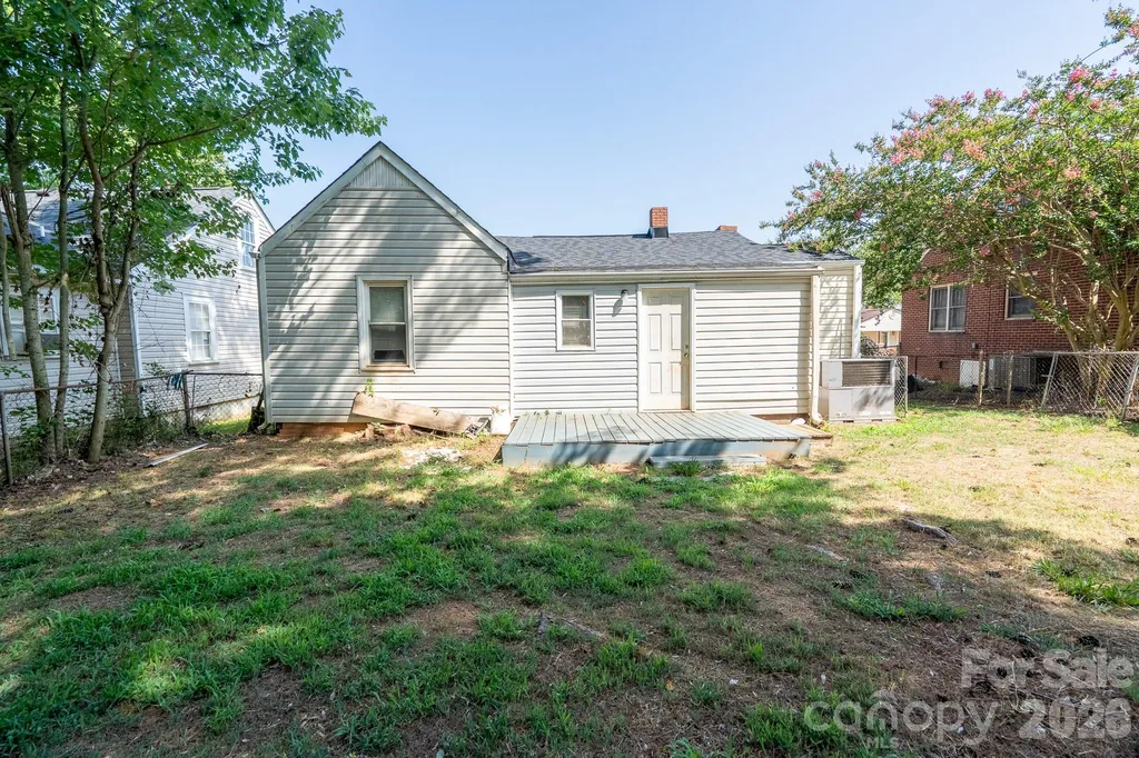 1823 2nd Street Salisbury NC 28144