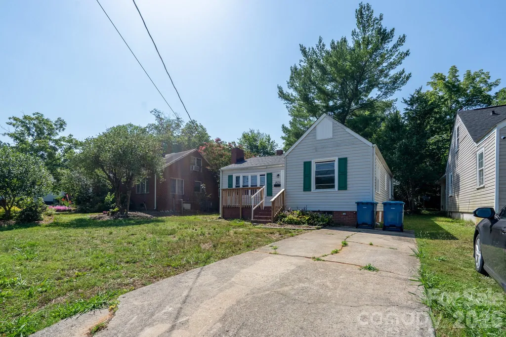 1823 2nd Street Salisbury NC 28144