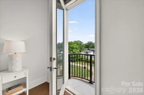 2338 Yadkin Avenue Charlotte NC 28205