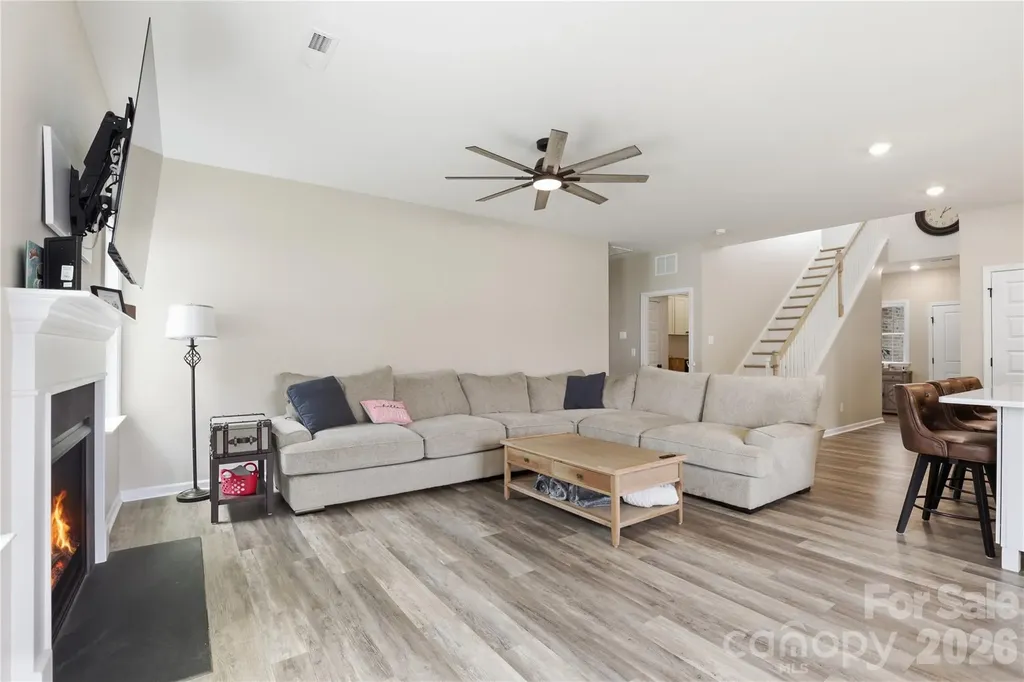 222 Moravian Court Advance NC 27006
