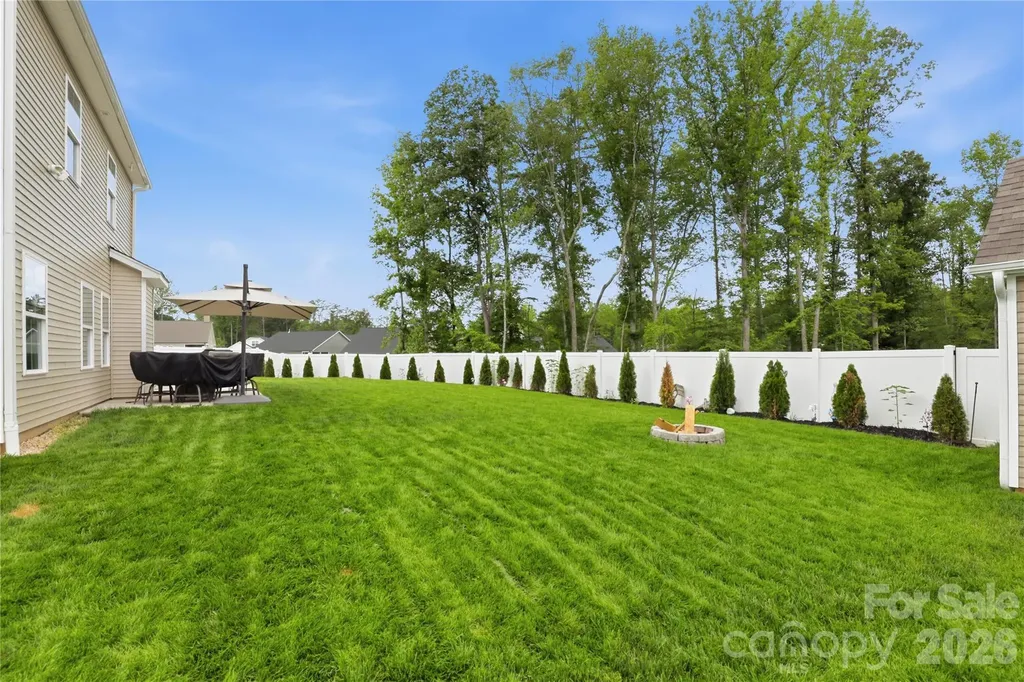 222 Moravian Court Advance NC 27006