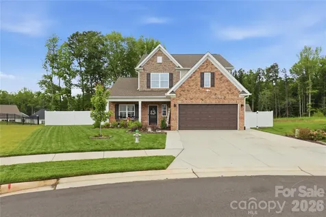 222 Moravian Court Advance NC 27006