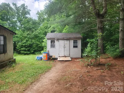 135 Watson Avenue Taylorsville NC 28681