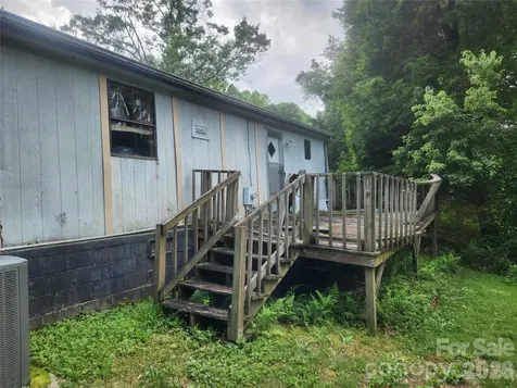 135 Watson Avenue Taylorsville NC 28681
