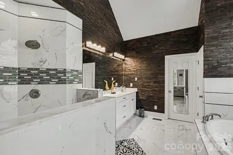 163 Evening Shadow Road Lake Wylie SC 29710