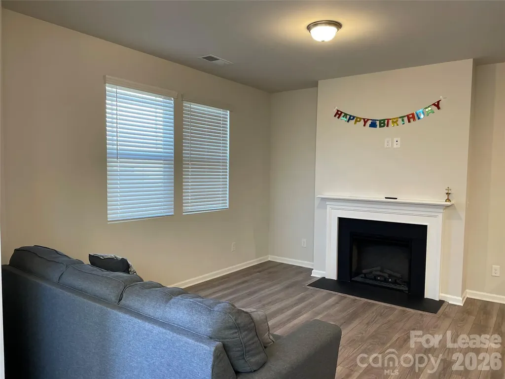 11020 Chalkbark Lane Charlotte NC 28262