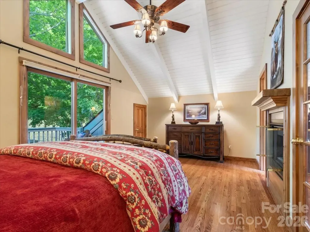 121 Ivy Ridge Road Burnsville NC 28714