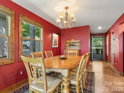 121 Ivy Ridge Road Burnsville NC 28714
