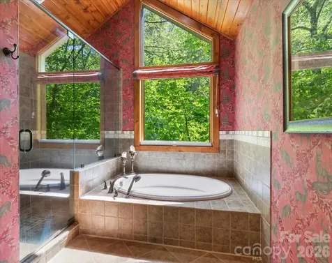 121 Ivy Ridge Road Burnsville NC 28714