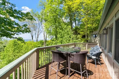 121 Ivy Ridge Road Burnsville NC 28714