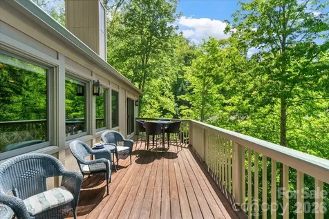 121 Ivy Ridge Road Burnsville NC 28714