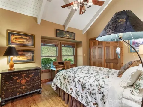 121 Ivy Ridge Road Burnsville NC 28714
