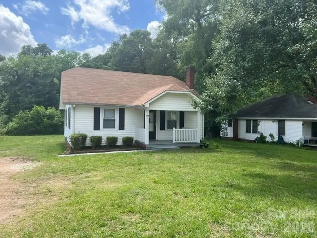 691 Harris Street NW Concord NC 28025