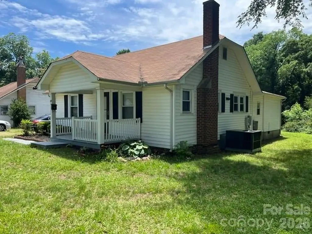691 Harris Street NW Concord NC 28025