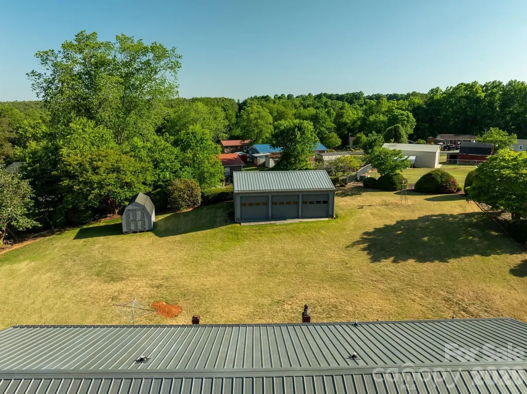 2104 Lamesa Court Lenoir NC 28645