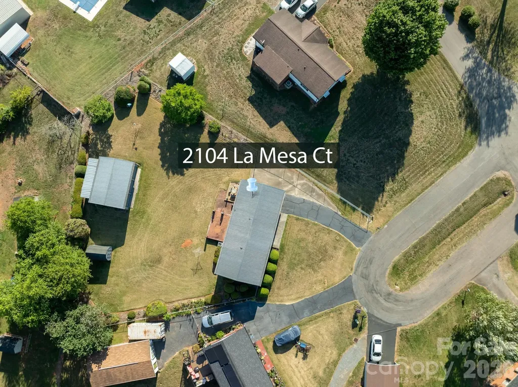 2104 Lamesa Court Lenoir NC 28645